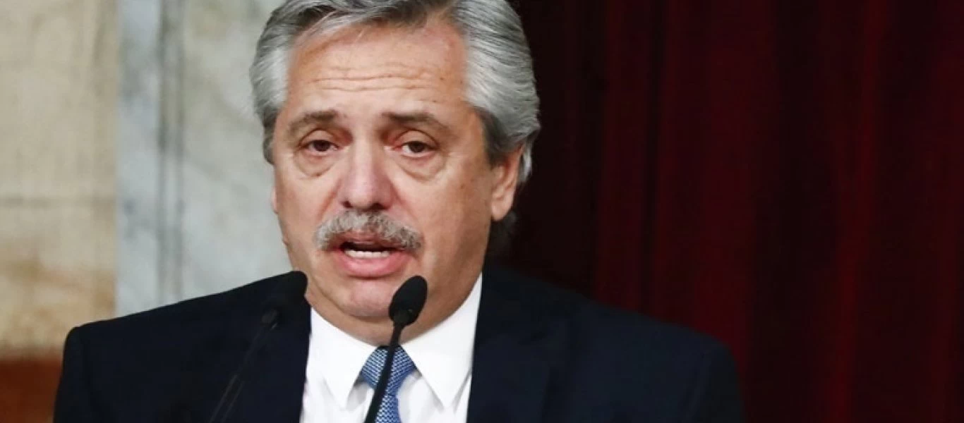 Σκάνδαλο με «προνομιακούς εμβολιασμούς» στην Αργεντινή - Παραιτήθηκε ο υπουργός Υγείας